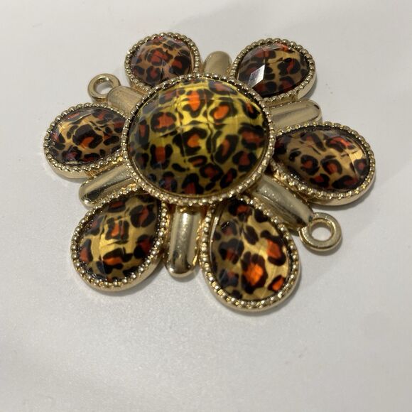 Vintage Leopard Print Cabochon Flower Pendant Connector Gold Tone 2” - Picture 2 of 5